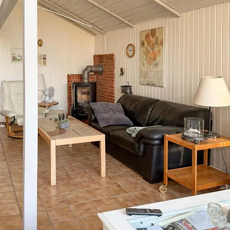 Holiday home 3 Bedroom Awesome In