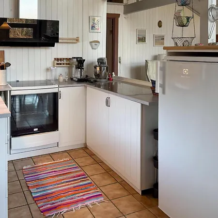 3 Bedroom Awesome In Holiday home